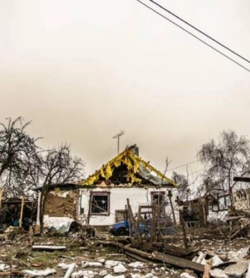 Резніченко показав більше фото з місця ракетного удару по Дніпру