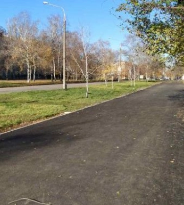 На центральних вулицях Запоріжжя відновили тротуари - фото