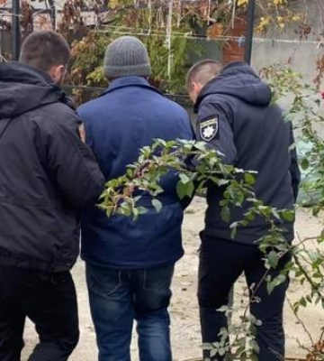 Забив чоловіка кулаками, а жінку порізав скальпелем: подвійне вбивство на Одещині