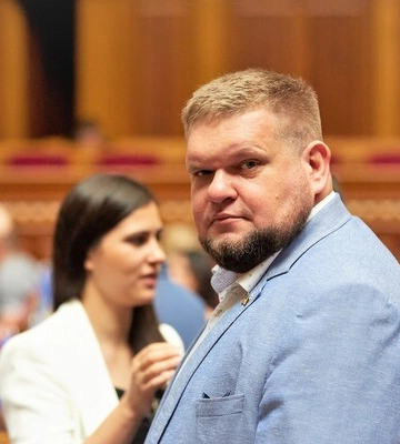 Депутата Клочко отстранили от председательства в группе по столичному анклаву Коцюбинское – "Честно" Депутата Клочко отстранили от председательства в группе по столичному анклаву Коцюбинское – "Честно"