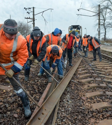 Укрзалізниця пустить приміські поїзди з Харкова до Золочева та Цупівки