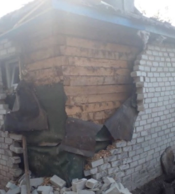 Захватчики обстреляли из гранатомета пограничное село на Сумщине