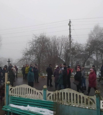 У селі на Волині невідомі зірвали пломби та винесли цінні речі з церкви