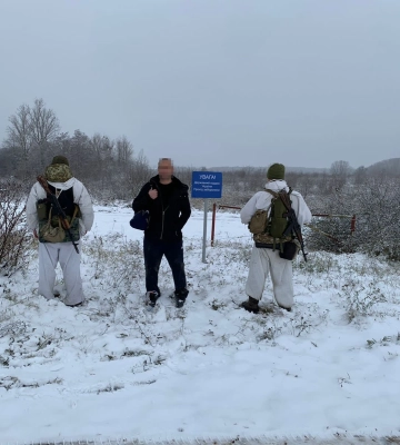 Волинські прикордонники затримали двох порушників, які полями мандрували до Польщі