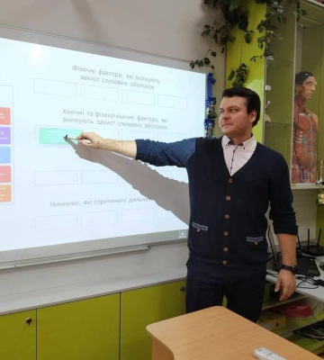 Кращим учителем України став біолог з гімназії № 47 Харкова Андрій Самойлов