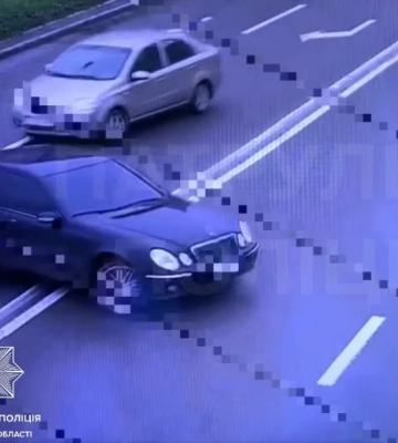 19-річний водій дрифтував на Mercedes-Benz на жвавій магістралі Львова (відео)
