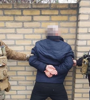 СБУ і ДБР затримали трьох зрадників, що працювали в катівні у Херсоні