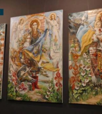 Ілюстрації Заслуженого художника України вперше виставили в Олександрії (відео)