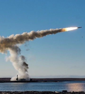 &quot;Высока вероятность обстрелов&quot;: в Черном море находятся до 12 кораблей, — ОВА