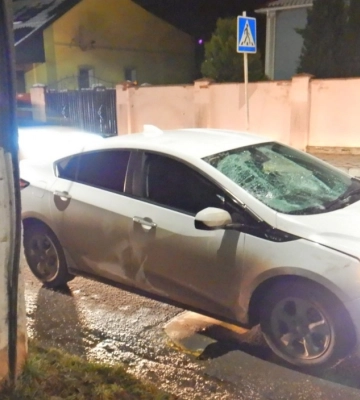 На Львівщині автомобіль збив двох чоловіків на пішому переході
