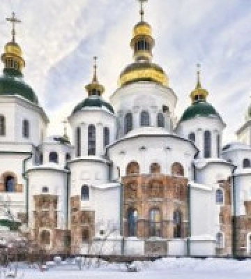 Куполи Софійського собору готують до оновлення позолоти