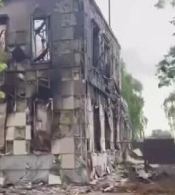 Окупанти вдарили із &quot;Градів&quot; житловому сектору Лимана, є жертви, - ОП