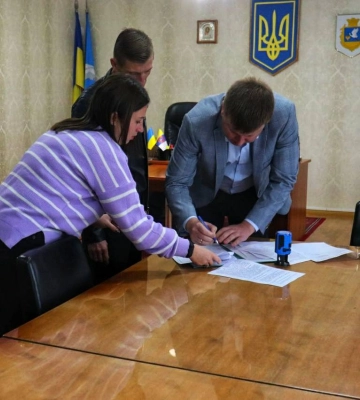 Героїзм не тільки на фронті: в громаді Болградського району подружжя всиновило дворічного хлопчика 