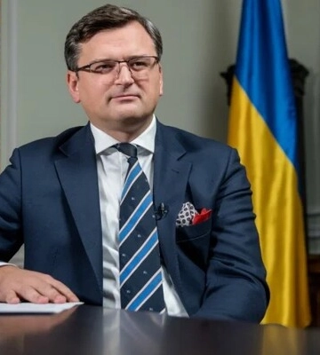 Столтенберг змінив формат зустрічі Кулеби в НАТО, аби обійти угорське вето