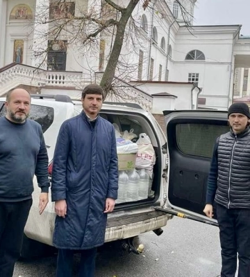 Священники УПЦ Виннитчины доставили гуманитарный груз в Херсон