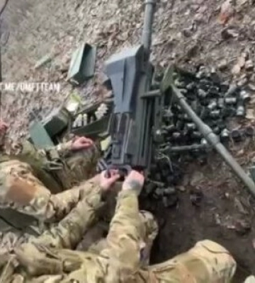 Українські воїни знищили групу окупантів з ПВК &quot;Вагнер&quot; за допомогою американського гранатомета MK-19. ВIДЕО безпілотника