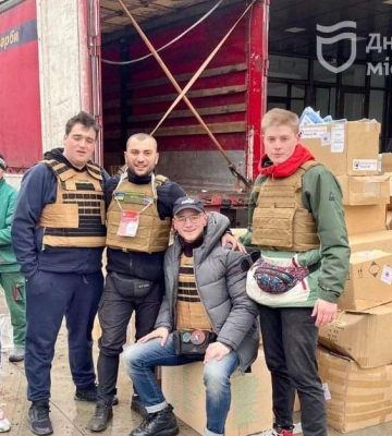 Продукти, аптечки, медицина: чергова допомога від Дніпра Херсону