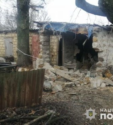 Через ворожі обстріли будинки мешканців Запорізької області перетворилися на руїни - фото