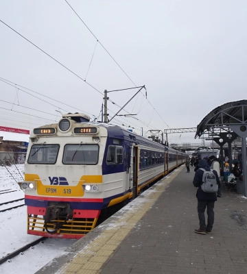 В Києві хочуть перейменувати вісім станцій міської електрички: має з&#039;явитися й Проспект Бандери