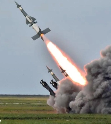 По всій Україні оголошено масштабну повітряну тривогу: РФ ударила ракетами по інфраструктурних об&#039;єктах у Дніпрі та Одеській області