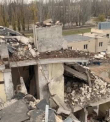 Рівненські рятувальники проводять аварійно-відновлювальні роботи на Херсонщині