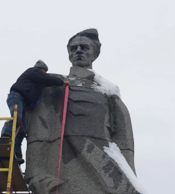 У Шепетівці вирішили знести пам&#039;ятник радянському комуністу