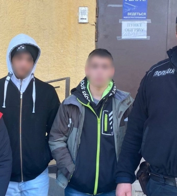 На Закарпатті поліцейські розшукали трьох дітей, які зникли з школи-інтернату (ФОТО)