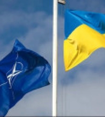 У НАТО пропонують конфіскувати російські заморожені активи для фінансування відновлення України - FT
