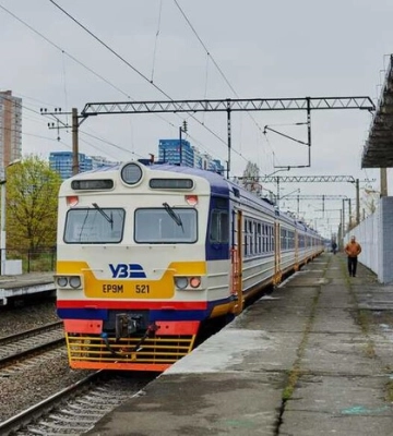 Станції кільцевої електрички у Києві отримають нові назви (список)