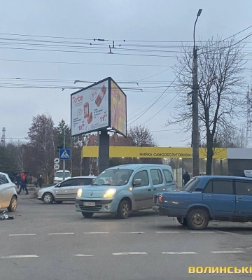 У Луцьку – ДТП на перехресті
