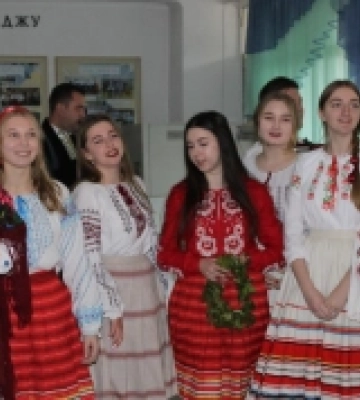 Луцьк: у педагогічному коледжі провели андріівські вечорниці