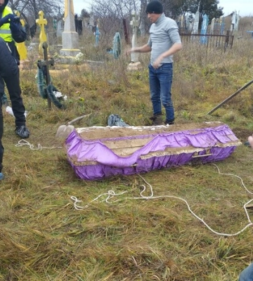 Вітчим віддав рашистам прийомну дочку. Жахлива історія з Херсонщини 
