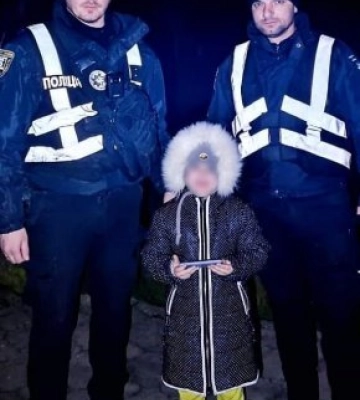 На Закарпатті чотирирічна дівчинка,  посварилася з братом та втекла у ліс