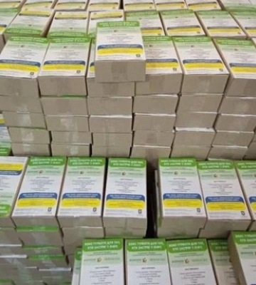 У ліфтах київських багатоповерхівок розмістять 5 тисяч коробок з водою та печивом
