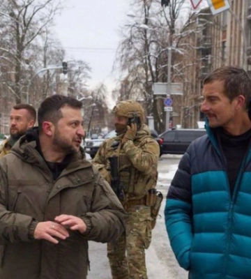 Зеленский встретился с британским ведущим шоу о выживании Беаром Гриллсом, фото