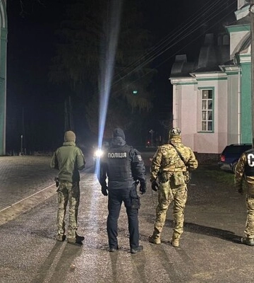 СБУ проводить обшуки ще в трьох приміщеннях УПЦ по країні