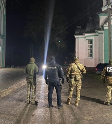 СБУ проводить обшуки в єпархіях Московської церкви у трьох областях 