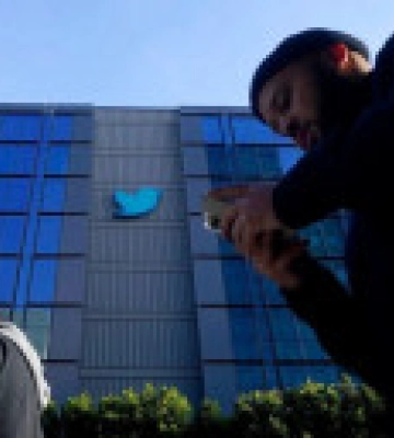 Twitter пытается задобрить рекламодателей после массового оттока рекламы