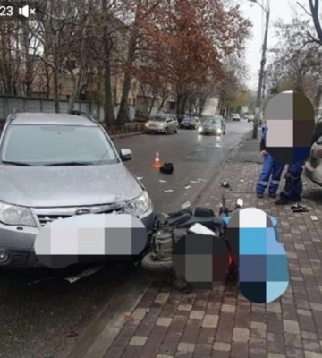 Зранку в Одесі сталася аварія з трьома постраждалими, - ФОТО