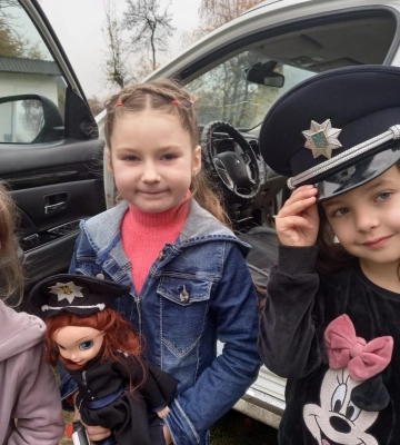 Іршавські поліцейські вчили школярів безпеки на дорогах