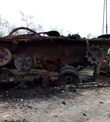 На Херсонщині очищають дороги від російського мотлоху