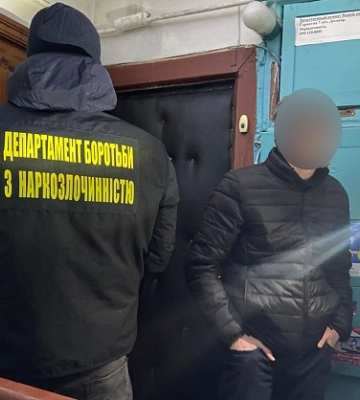 У Сумах викрили чоловіка у збуті наркотиків