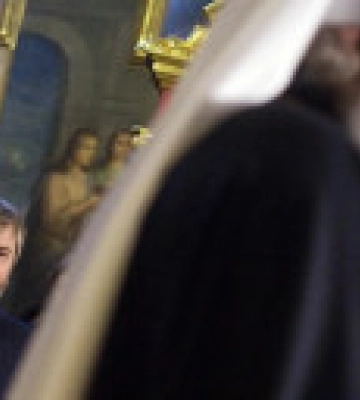 РНБО ввела санкції проти очільника Києво-Печерської Лаври Павла та екснардепа Новинського – джерело