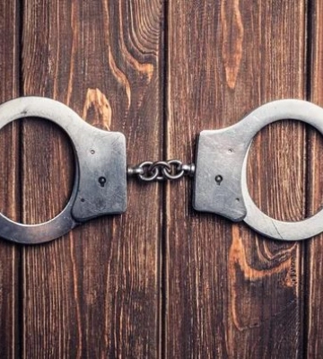 Обвинуваченому у державній зраді продовжено строк тримання під вартою