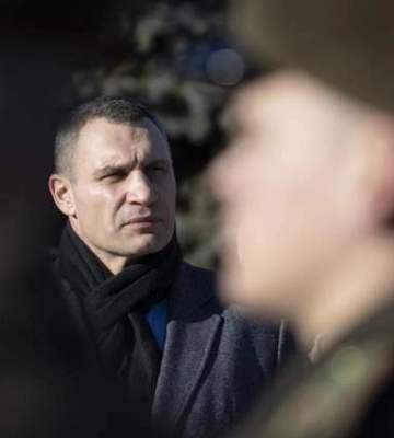 План на випадок блекауту: метро зупинять, станції використовуватимуть як укриття – Кличко