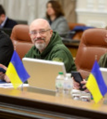 Резніков показав фото з Чорнобаївки і гостро потролив окупантів