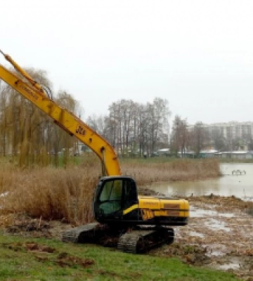 У парках Львова до кінця року планують очистити сім озер