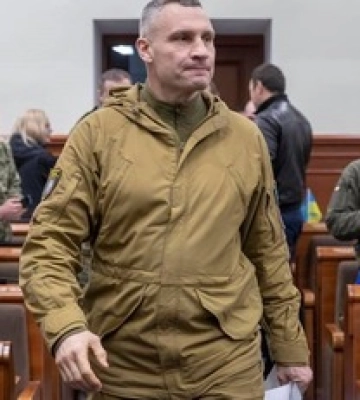 Де у Києві набрати води та купити ліків у разі блекауту: у КМДА відповіли