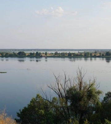 Ворог обстріляв жителів Херсона, які перебували на човні, є загибла, - Херсонська міськрада