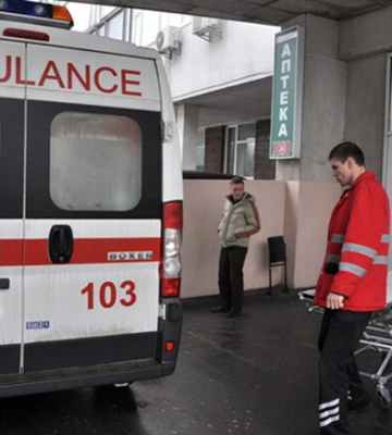 В Киеве спасли двух пожилых людей, оказавшихся заблокированными в собственных квартирах